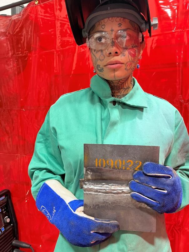 izzy_welding02